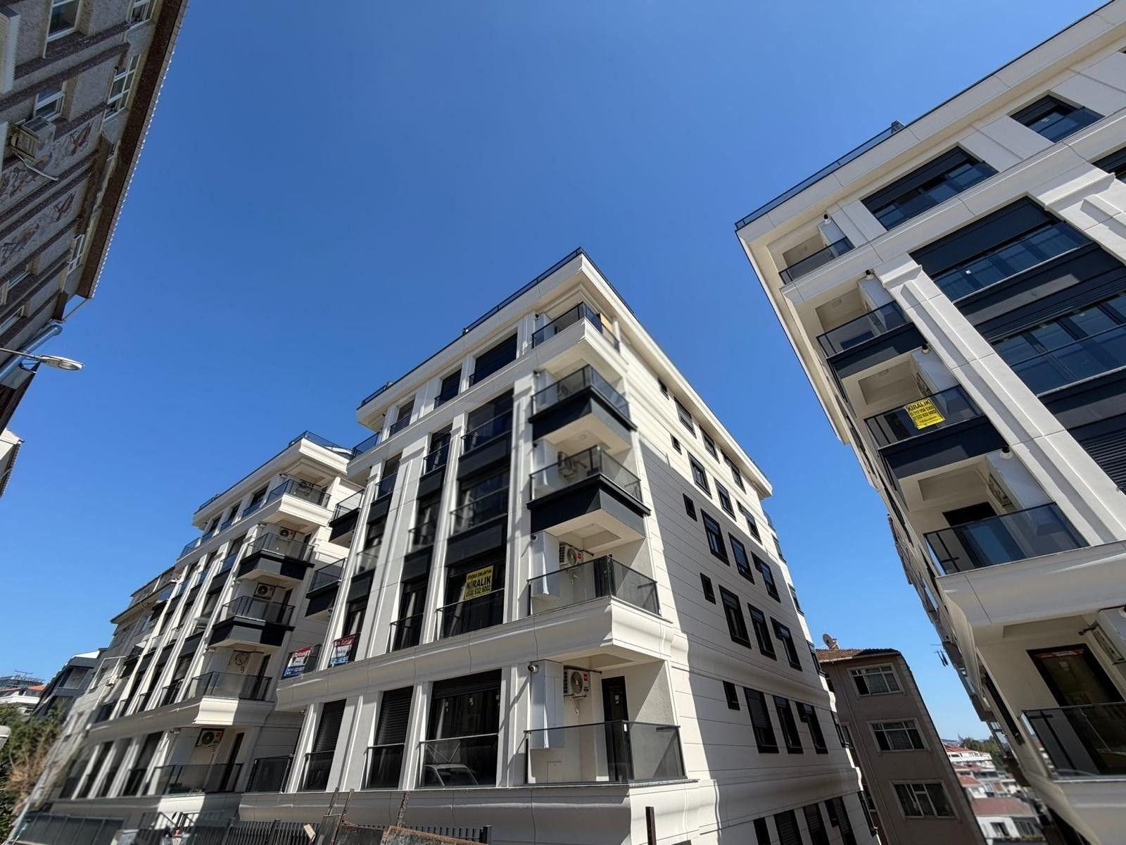 DİKİLİTAŞ MERKEZDE YENİ BİNADA 80 M² 2+1 ARAKAT DAİRE